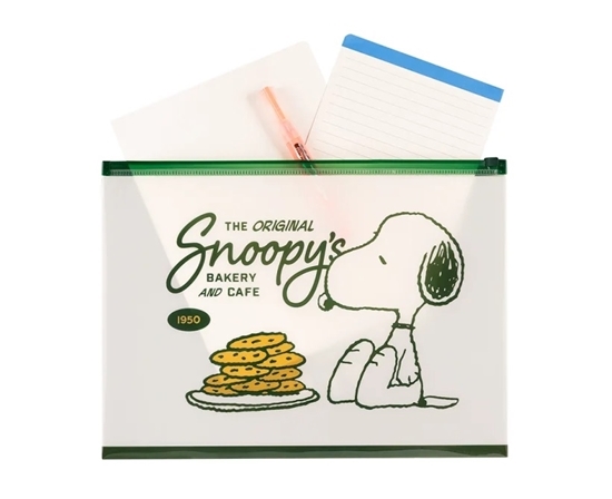 Imagen de Sobre a4 mooving con cierre zip snoopy