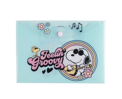 Imagen de Sobre a5 mooving con boton snoopy