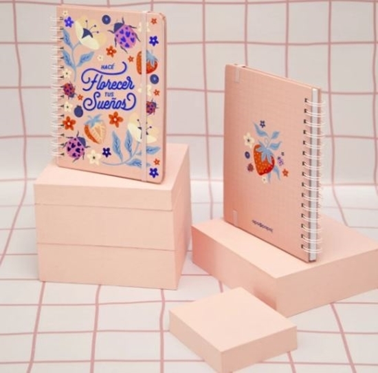 Imagen de Cuaderno apa la papa a5 t/d - frutillas